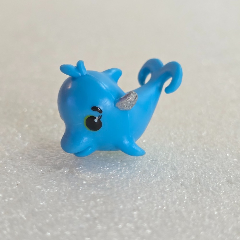 Hatchimals CollEGGtibles Ocean Blue Dolfinch Dolphin Figure 1" Spin Master